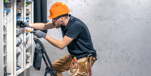 Best Licensed Electrician  in Sunrise Manor, NV